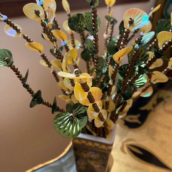 Handmade beaded seashell Artificial flower stems with Chinese vase - Picture 3 of 7